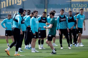 国际比赛日比利亚雷亚尔刷新队史纪录：意大利杯节点到来，气氛紧张，年轻球员得到机会的简单介绍-澳門六合彩