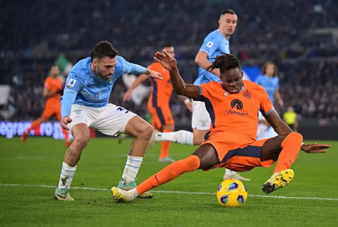 足球客场+05 足球客场+05